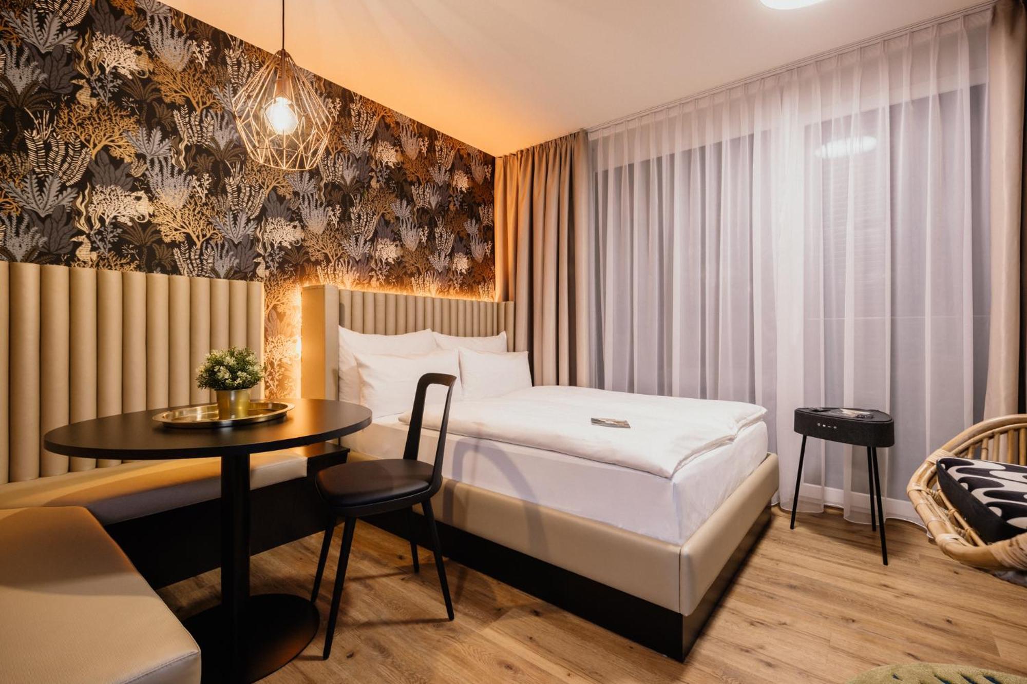 Rioca Hafeninsel Posto 8 Aparthotel Offenbach am Main Exterior photo